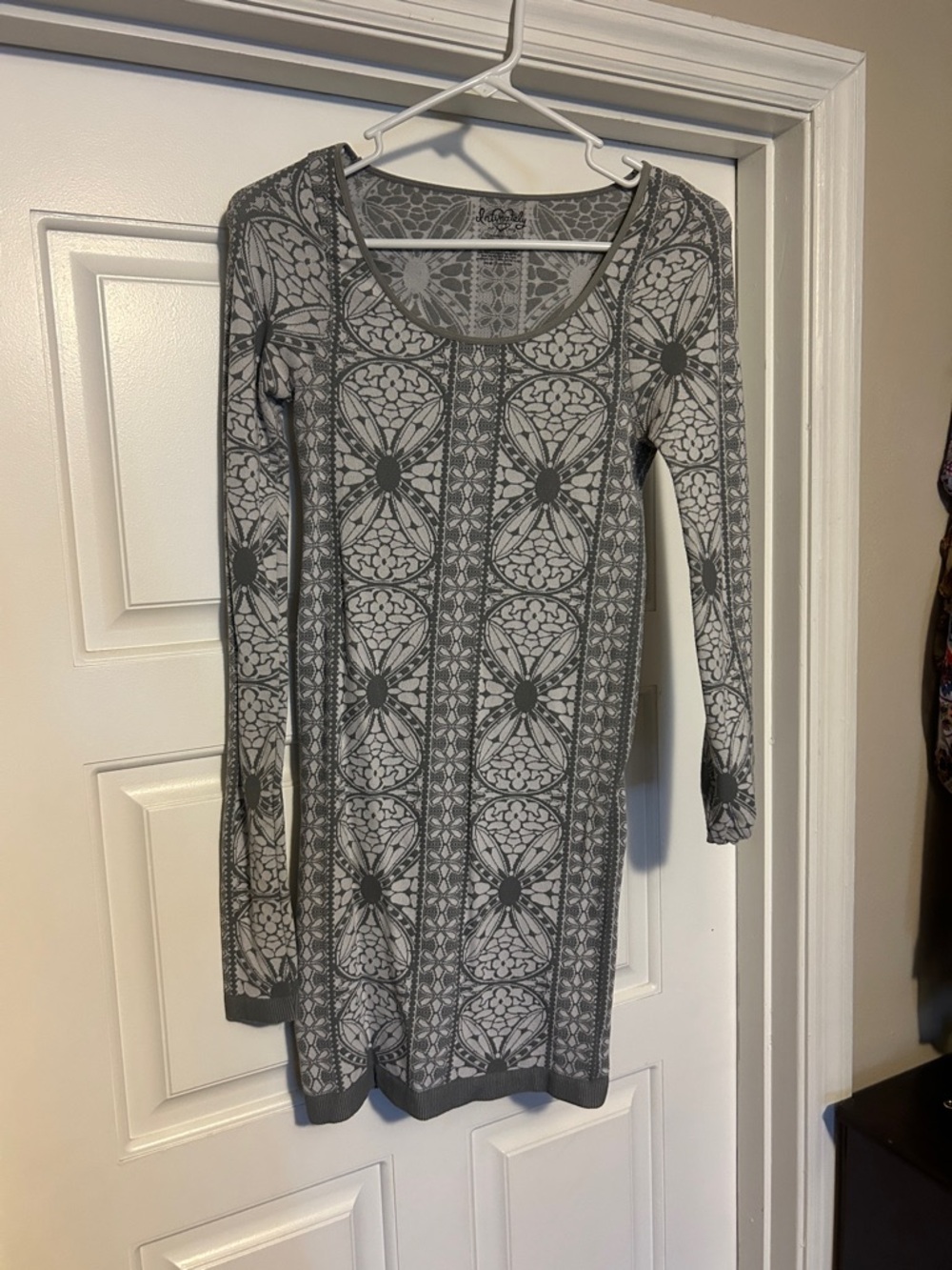 Gray Patterned Long-Sleeve Knit Dress